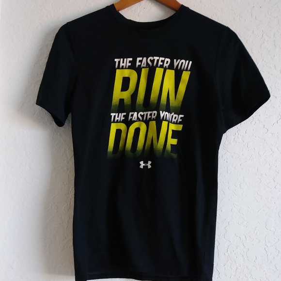 Under Armour Other - Under Armour Graphic T-Shirt Size Medium